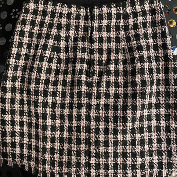 H&M Divided Plaid skirt - Picture 2 of 2